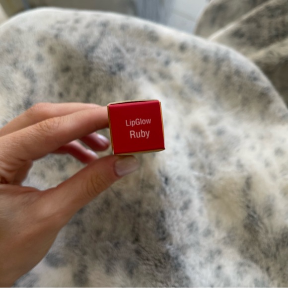 Pixi by Petra Tinted LipGlow Lip Balm - Picture 4 of 4